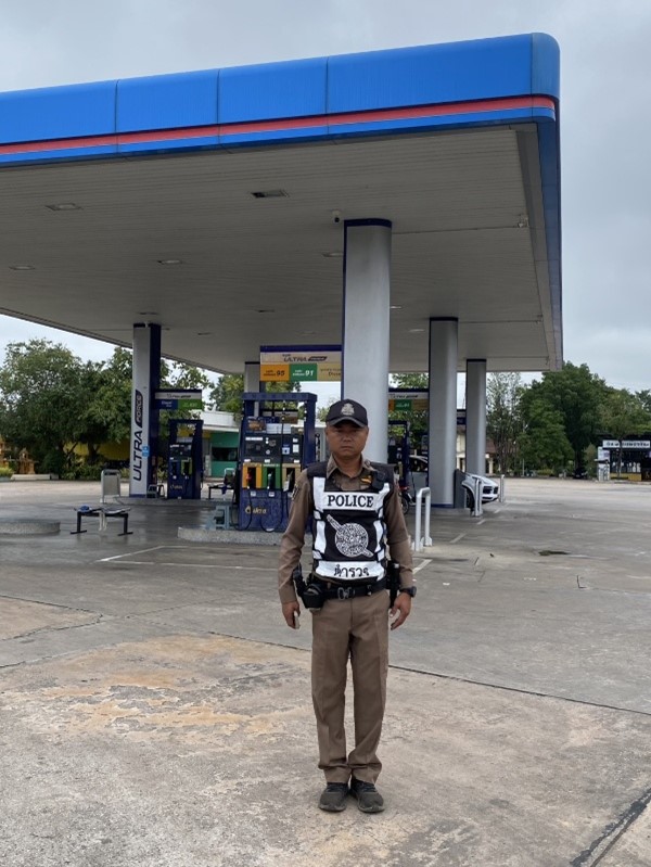 ร.ต.อ.เก้า  ฉัตรเมธิน รอง สว.(ป)ฯ ร้อยเวร 20 พร้อมสายตรวจรถยนต์ ได้ร่วมกันออกตรวจป้องกันเหตุจุดเสี่ยงในพื้นที่